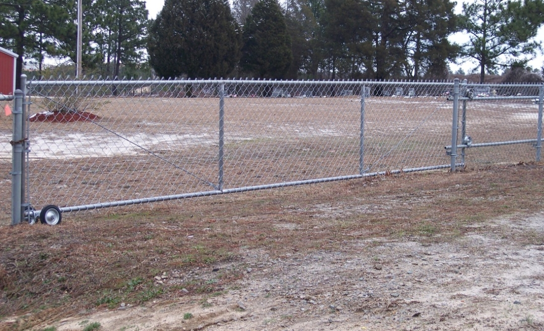 SINGLE PANEL GALVANIZED CHAIN LINK  ROLLING GATE.
