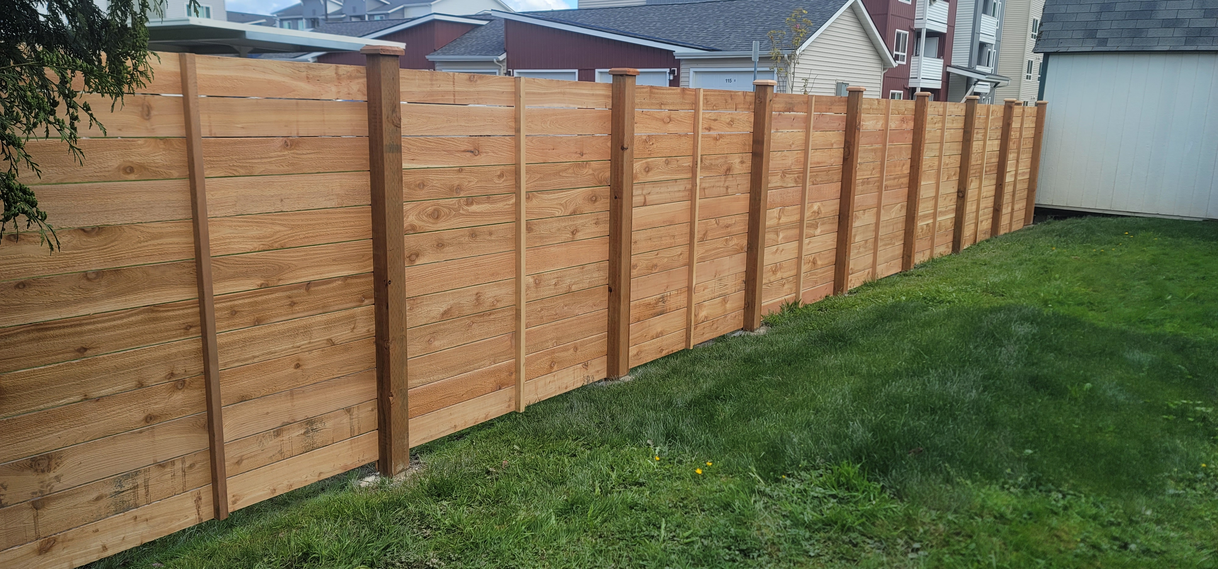 6'FT BASIC HORIZONTAL CEDAR FENCE #1.